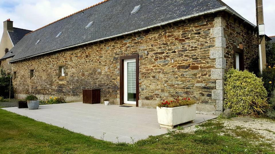 Gite 3 Places Au Coeur Du Tregor Langoat Exterior photo